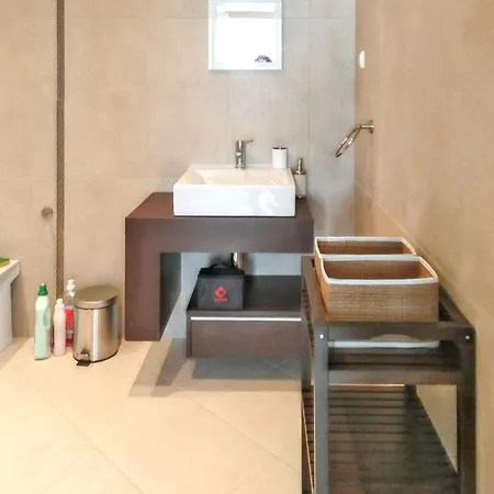 Modern In + Pool